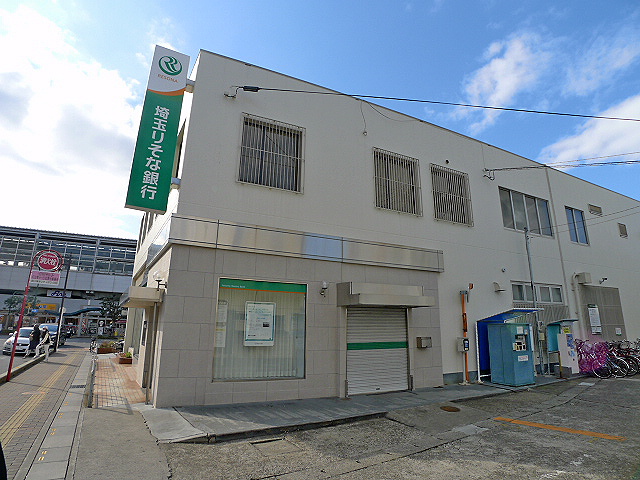 銀行　埼玉りそな銀行 北越谷支店（銀行）まで782m