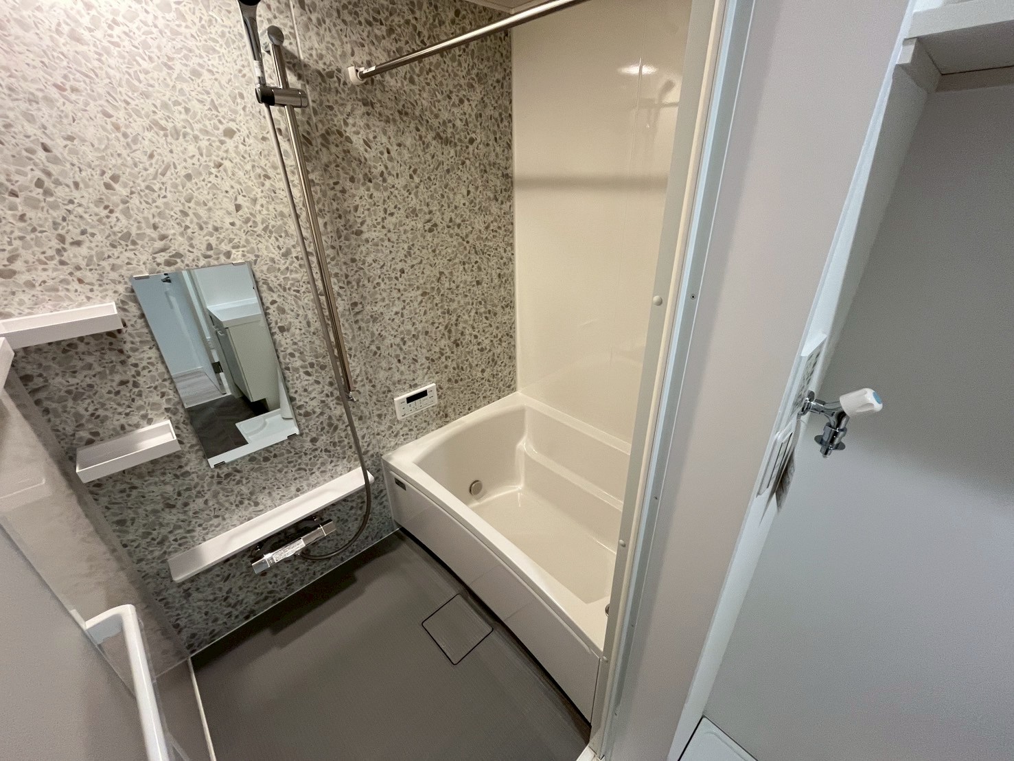 バス・シャワールーム　※写真は同施工会社の別物件ものとなります。ご参考下さい。