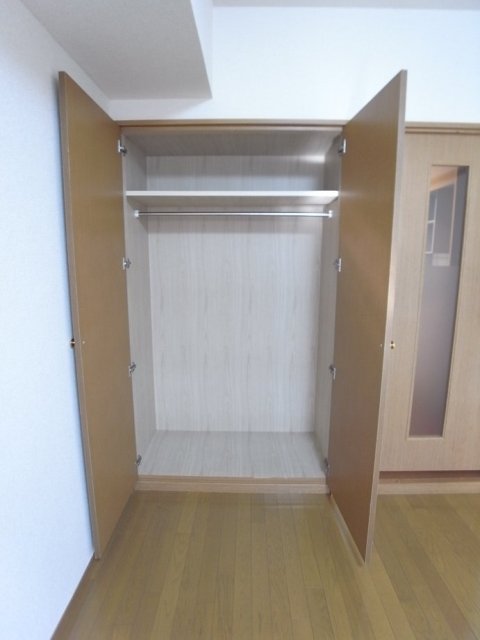 収納　クローゼット