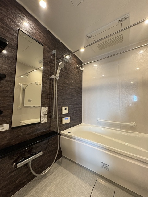 バス・シャワールーム　浴室