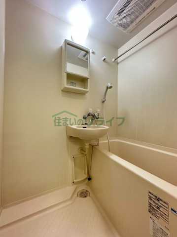 バス・シャワールーム　別室参考画像です