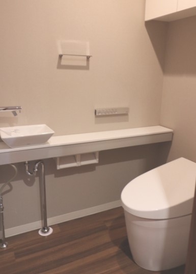 トイレ　別部屋参考写真