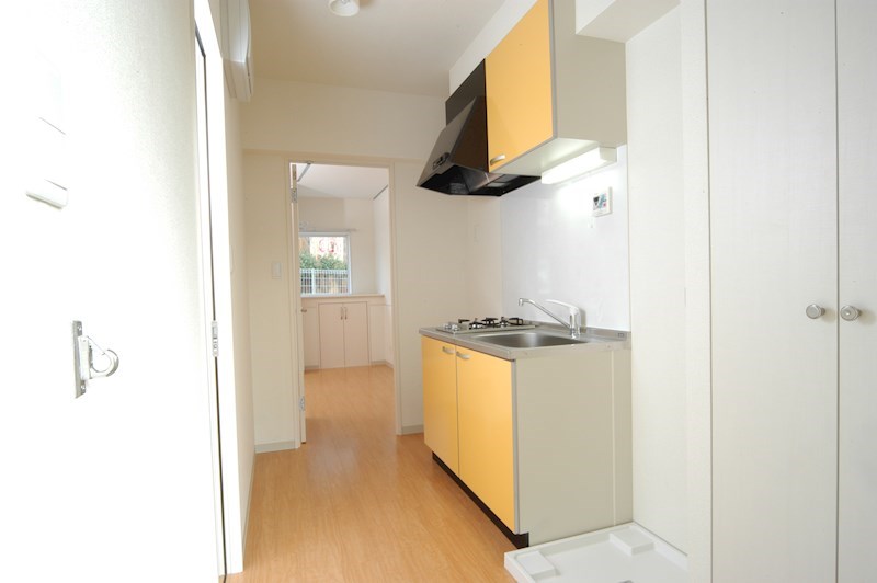 キッチン　2口のガスコンロだから、自炊もはかどります。