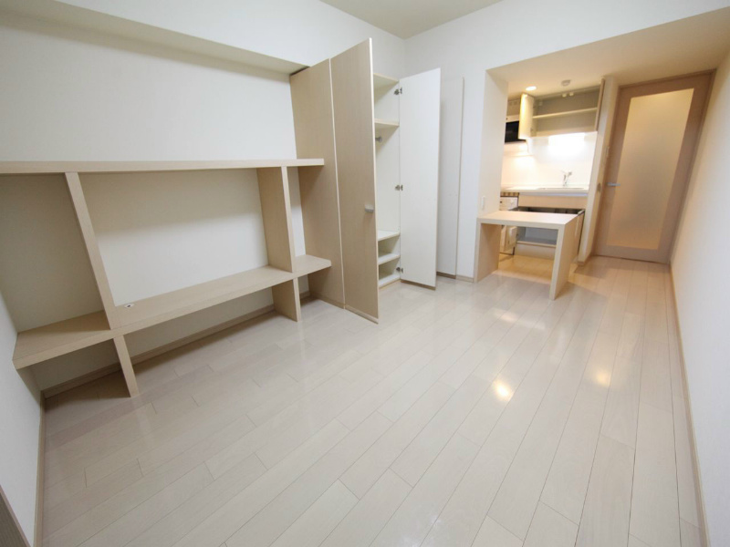 その他部屋・スペース　洋室10.2帖　クローゼット（収納充実してます）エアコン完備