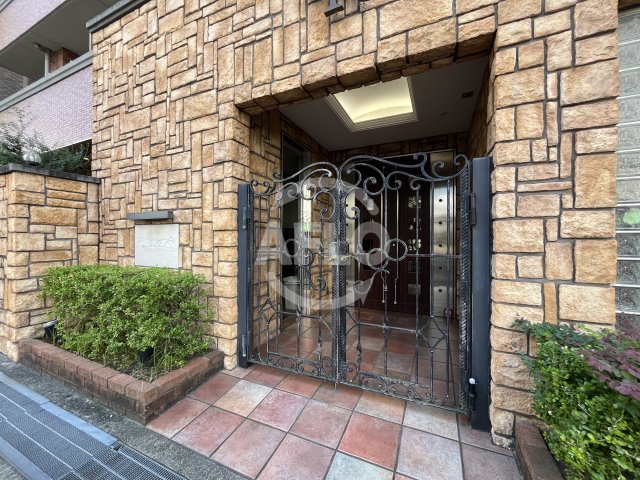 エントランス　グランシス江坂　エントランス