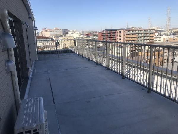 バルコニー　バルコニー（テラス）