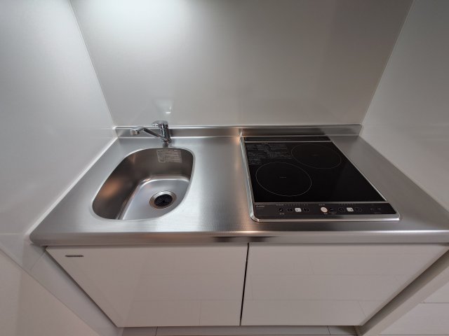 キッチン　コンパクトなキッチンで掃除もラクラク