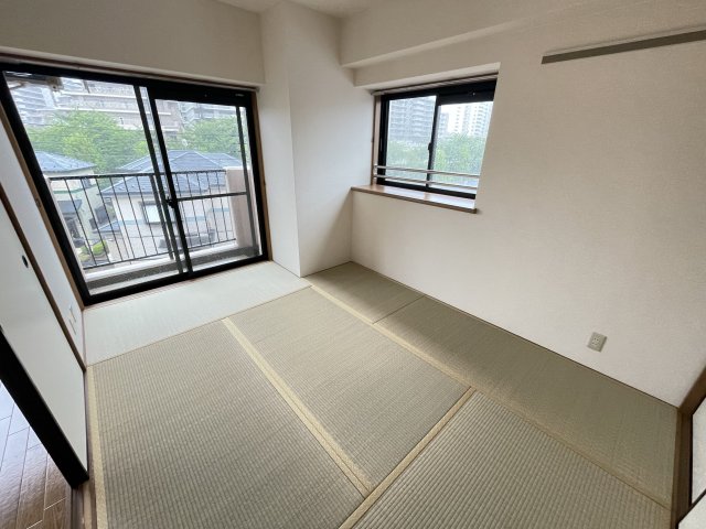 その他部屋・スペース　別号室（角部屋）の参考写真です