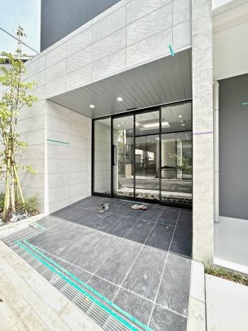 エントランス　共用部分も大変綺麗★