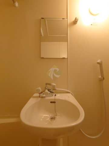 洗面設備　別部屋　参考写真です。