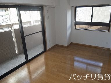 居室・リビング　※同物件、別号室の為、現状を優先いたします。