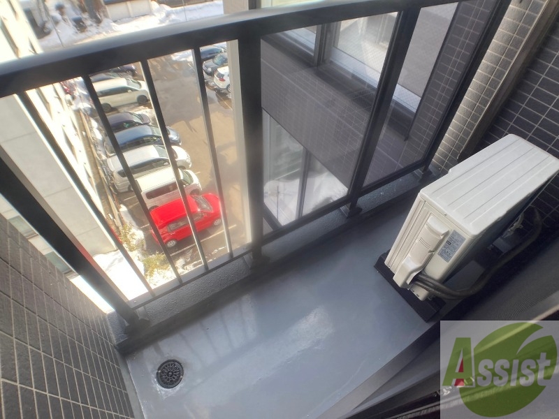 バルコニー　バルコニーです。洗濯物を干したり一息ついたりできますね！