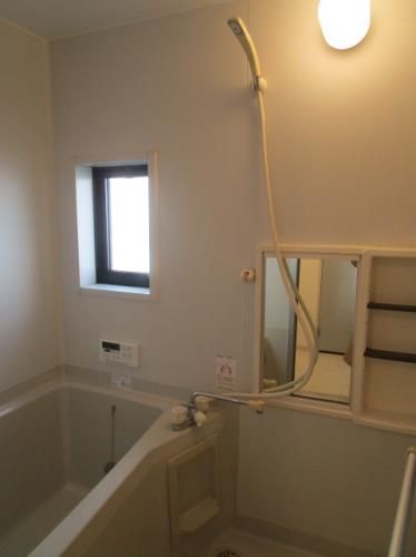 バス・シャワールーム　きれいなお風呂です♪