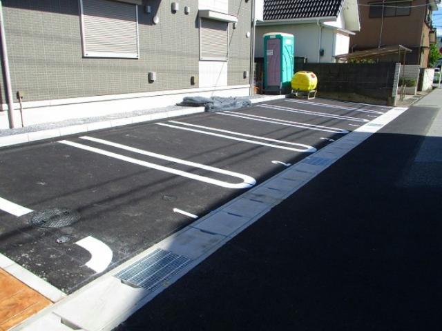 駐車場　駐車場