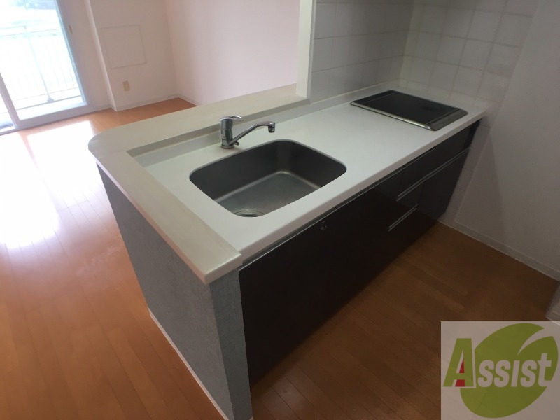 キッチン　キッチンは調理スペースもあり料理がはかどりそうです。