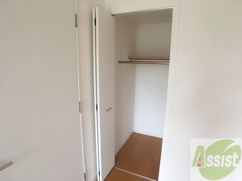 収納　収納もバッチリあるのでお部屋が片付きますよ！