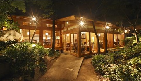 飲食店　母屋 虎幻庭（飲食店）まで251m