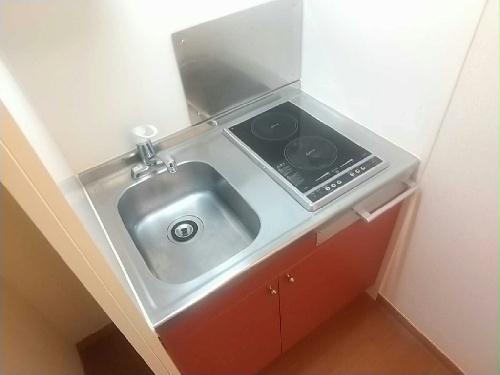 キッチン　※設備・仕様は現況と異なる場合があります。