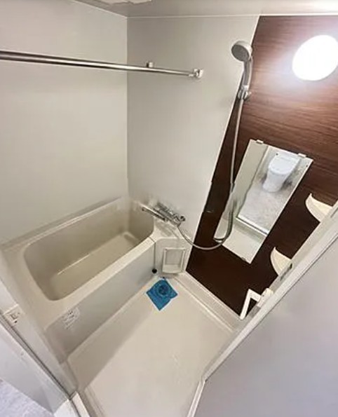 バス・シャワールーム　風呂