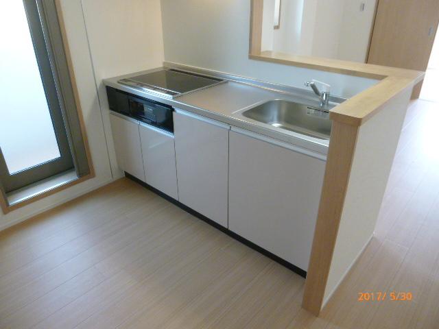 キッチン　キッチンでお料理をお楽しみください