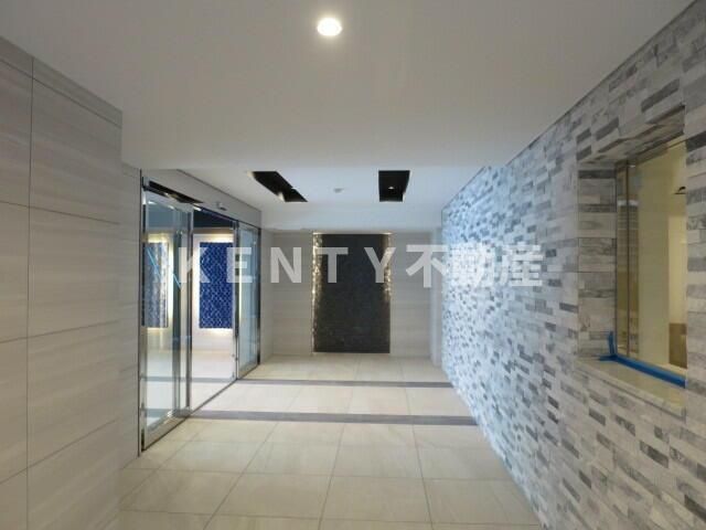 エントランス　清潔なエントランスです