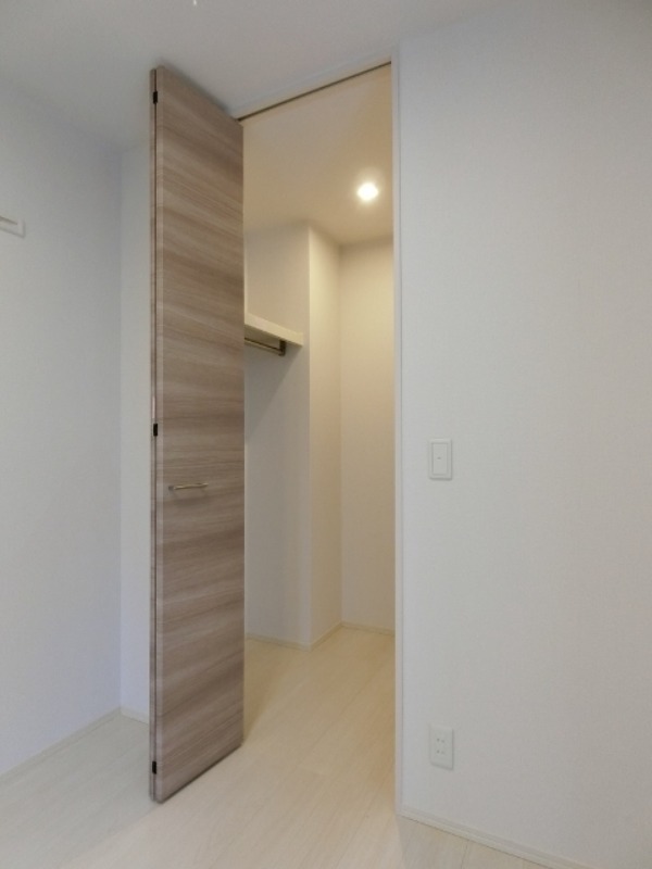 収納　図面と現状に相違がある場合には現状を優先