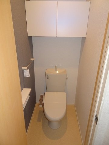 トイレ　ゆったりとした空間のトイレです