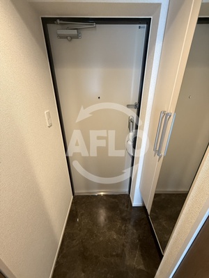 玄関　リアライズ今里南　玄関