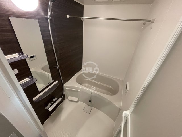 バス・シャワールーム　Louis Residence弁天町　浴室