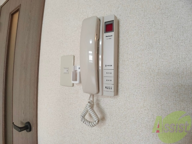 セキュリティ　インターホンで来客確認ができます。安心ですね。