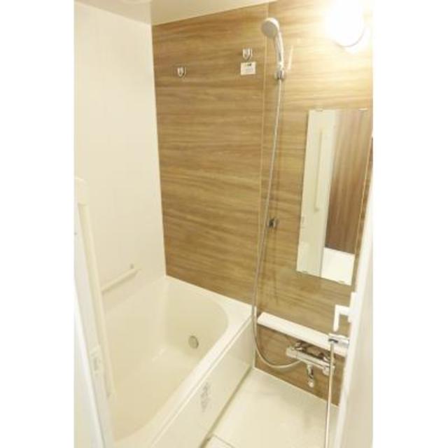 バス・シャワールーム　※写真は同タイプ住戸です。