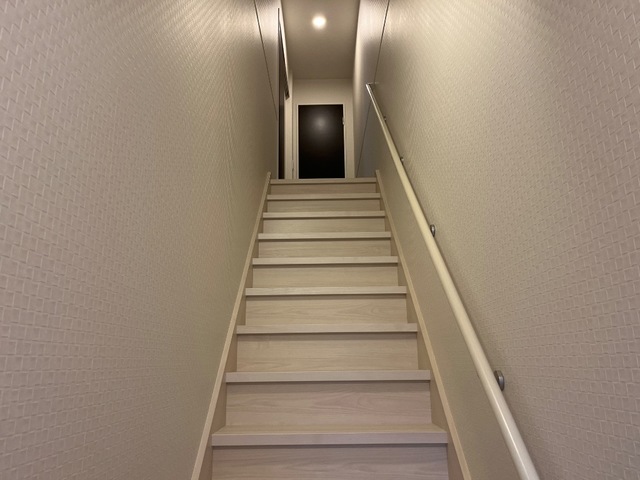 その他　玄関前収納