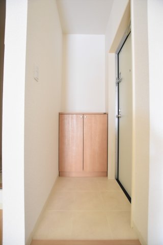 玄関　別号室画像。ご参考下さい