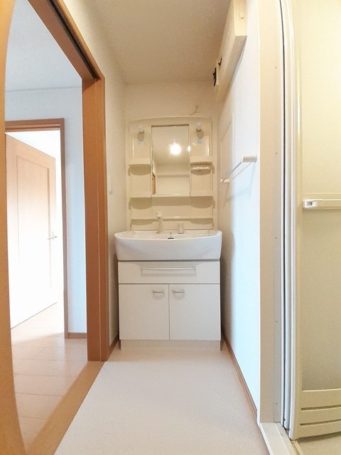 洗面設備　★忙しい朝に嬉しい独立洗面台★