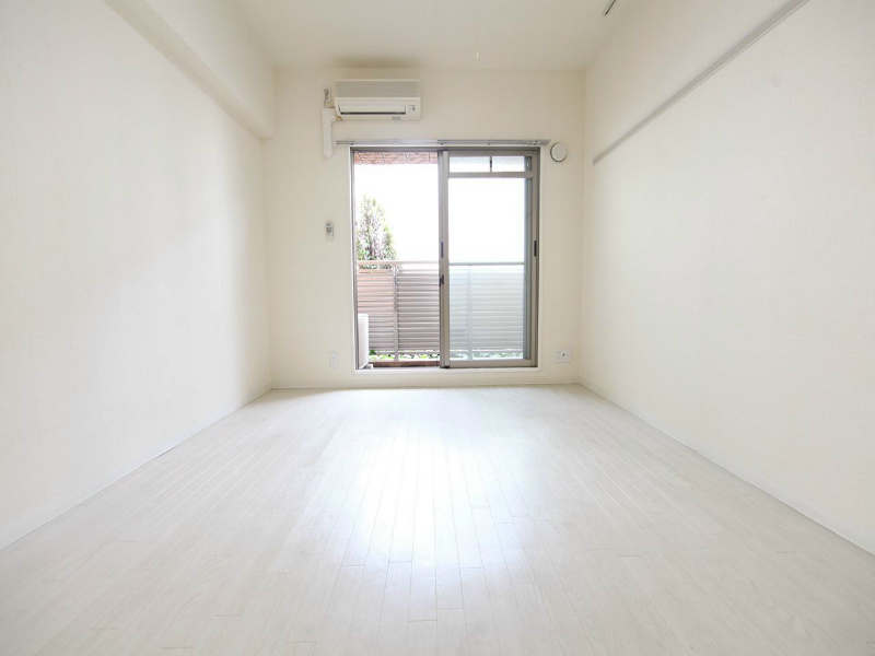 その他部屋・スペース　洋室6.5帖　エアコン完備　収納充実しています