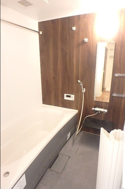 バス・シャワールーム　浴室