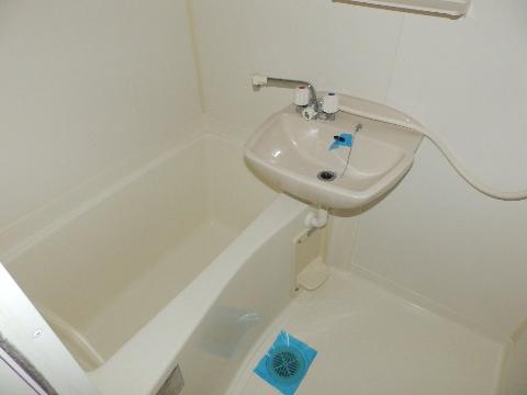 バス・シャワールーム　バス