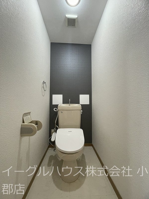 トイレ　退去予定の為、別部屋の写真を使用しています。※現況優先※