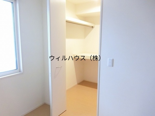 収納　ウォークインクローゼット！
