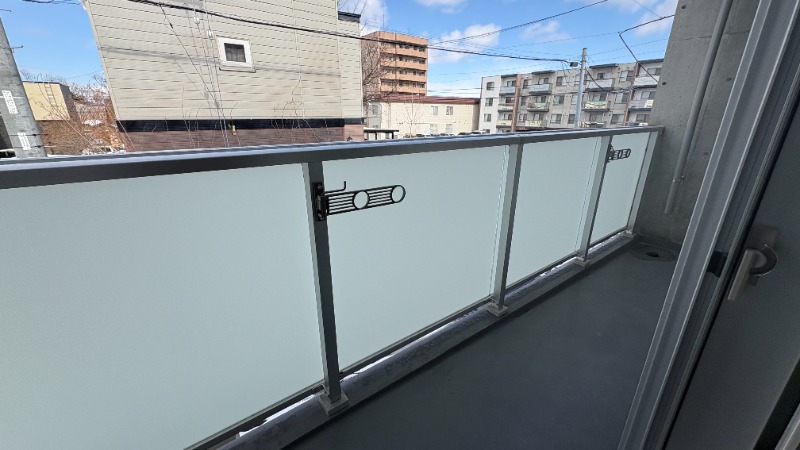 バルコニー　バルコニー