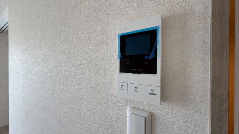 セキュリティ　モニター付きインターホン