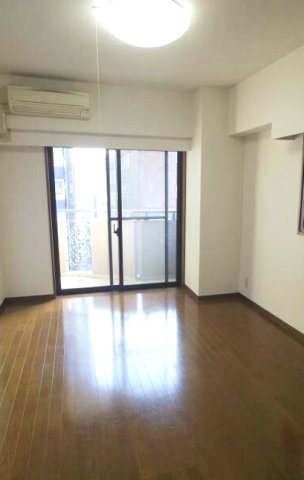 居室・リビング　同仕様