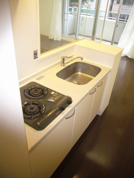 キッチン　写真は別部屋です。