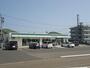 コンビニ　ファミリーマート西川旗屋店（コンビニ）まで1475m