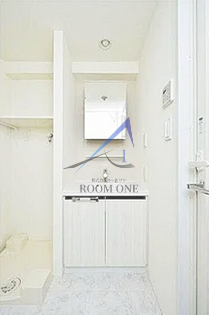 洗面設備　洗面台です。