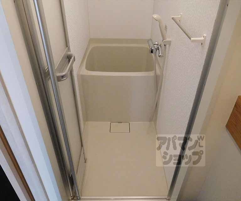 バス・シャワールーム　コンパクトなバス