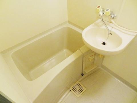 バス・シャワールーム　浴室