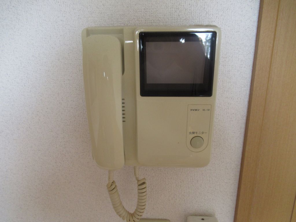 セキュリティ　TVモニター付きインターホン