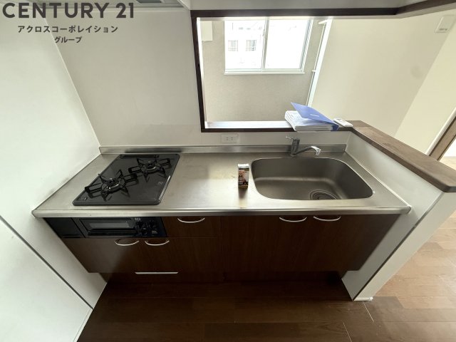 キッチン　ガスコンロ付きのシステムキッチン☆