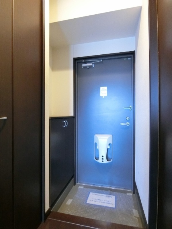 玄関　図面と現状に相違がある場合には現状を優先